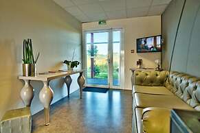 Adonis Hôtel Bayonne