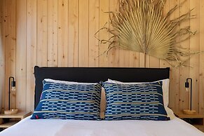 Mackenzie Beach Resort