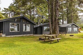 Mackenzie Beach Resort