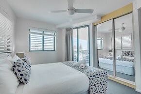 Grand Palais Boolarong Beachside Resort