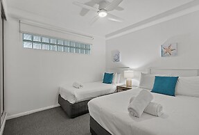 Grand Palais Boolarong Beachside Resort
