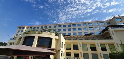 Ramada by Wyndham Neemrana