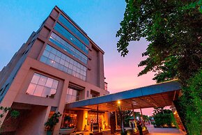 Ramada by Wyndham Neemrana