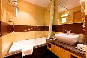 Ramada by Wyndham Neemrana
