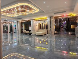 Lido De Paris Hotel
