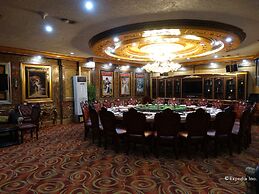 Lido De Paris Hotel
