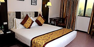 Lido De Paris Hotel