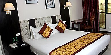 Lido De Paris Hotel