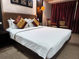 Lido De Paris Hotel