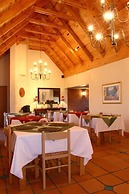Dolphin Dunes Guest House