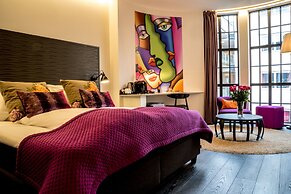 Hotel No13