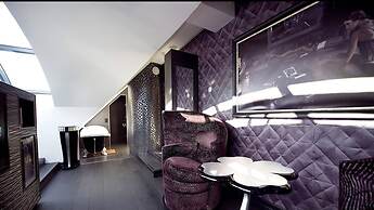 Hotel No13