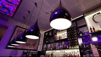 Hotel No13