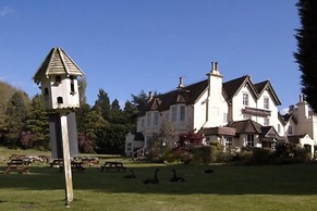 Worplesdon Place Hotel