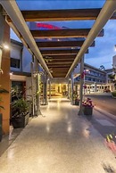 The Colmslie Hotel