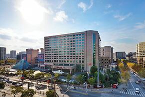 Crowne Plaza Shanghai Noah Square by IHG