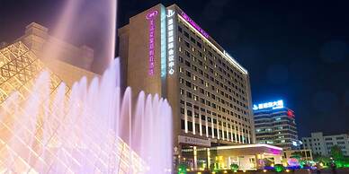 Crowne Plaza Shanghai Noah Square by IHG