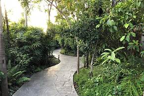 Taman Resort