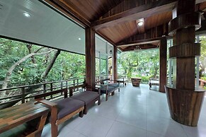 Taman Resort