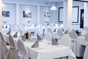 Lüttje Burg Hotel & Restaurant