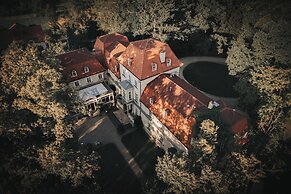 Dwór Sieraków