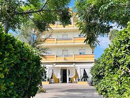 Hotel Costazzurra