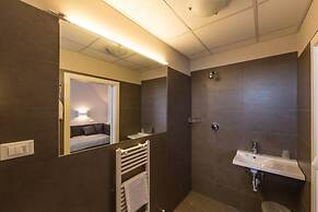 Delta Hotel