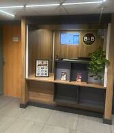 B&B HOTEL Saint-Etienne Monthieu