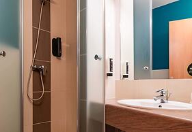 B&B HOTEL Saint-Etienne Monthieu