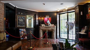 Hotel Boutique Castillo Rojo