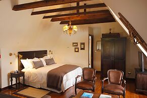 Hotel Boutique Castillo Rojo