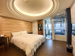 Burgary Hotel