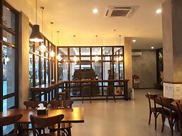 Kama Hotel