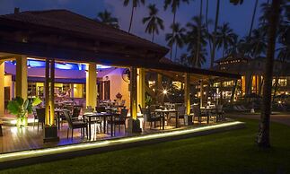 Royal Palms Beach Hotel