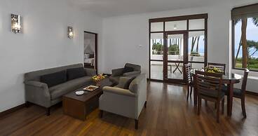 Tangerine Beach Hotel