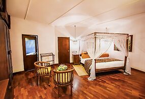 Tangerine Beach Hotel