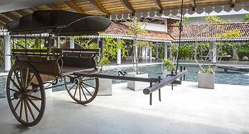 Tangerine Beach Hotel