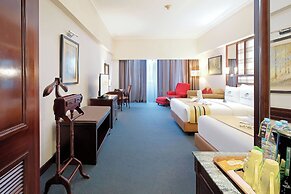 Sunlake Waterfront Resort and Convention
