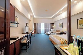 Sunlake Waterfront Resort and Convention