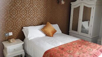 The Spread Eagle Hotel