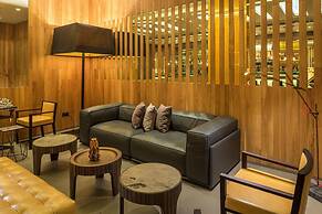 O Monot Hotel