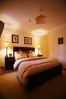 Almara House