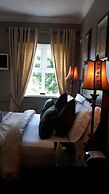 Almara House