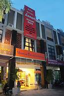 Losari Sunset Hotel