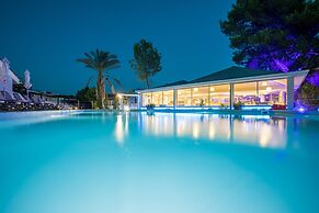 Coral Blue Beach Hotel