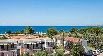 Coral Blue Beach Hotel