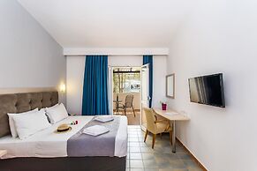 Coral Blue Beach Hotel