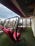 Q Hotel