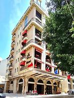 Q Hotel