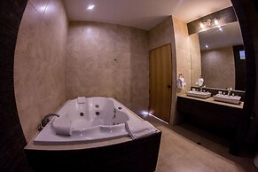 Dharma Beach Hotel